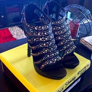Liliana Black rhinestone strap he heels